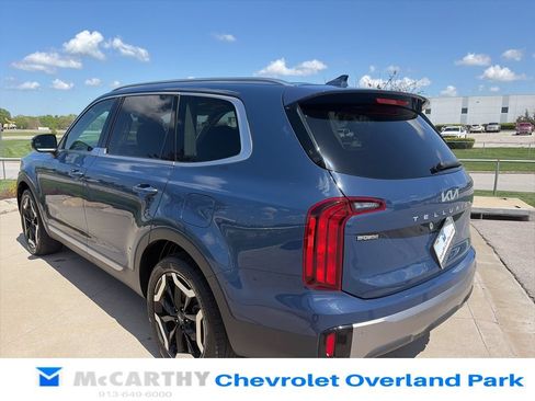 Used 2025 Kia Telluride S FWD image 6