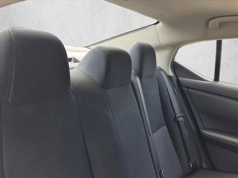 Used 2024 Nissan Sentra SV FWD image 13