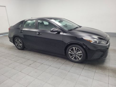 Used 2023 Kia Forte LXS FWD image 11