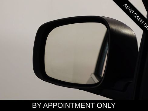 Used 2014 Chrysler Town & Country Touring FWD image 26