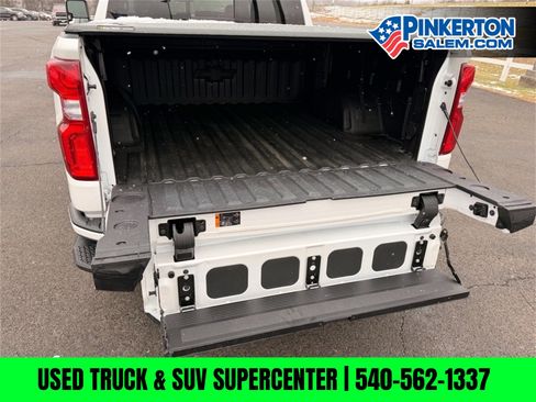 Used 2025 Chevrolet Silverado 1500 High Country w/ High Country Premium Package image 38