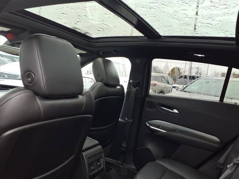 Used 2019 Cadillac XT4 Premium Luxury w/ Cold Weather Package image 16