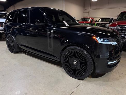 Used 2023 Land Rover Range Rover SE AWD/4WD image 1