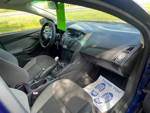 Used 2012 Ford Focus S FWD image 14