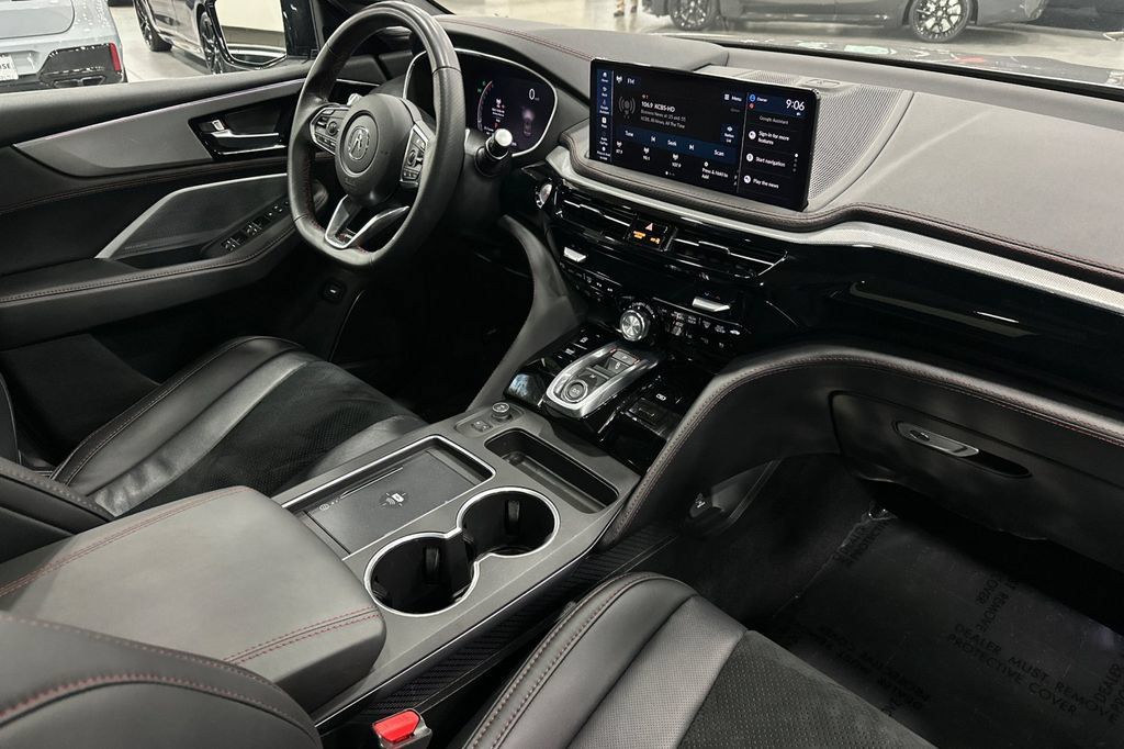 Used 2025 Acura MDX A-Spec AWD/4WD image 18