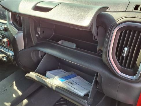 Used 2021 Chevrolet Silverado 1500 RST image 23