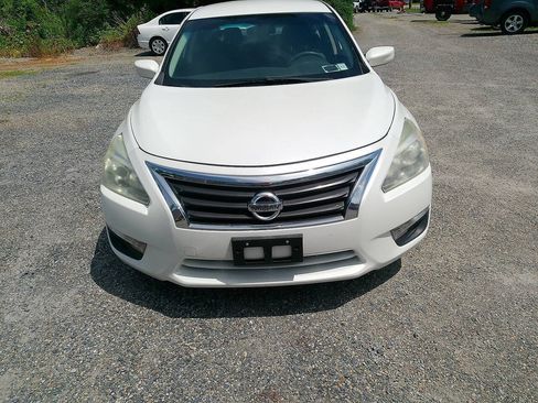 Used 2014 Nissan Altima 2.5 S FWD image 7