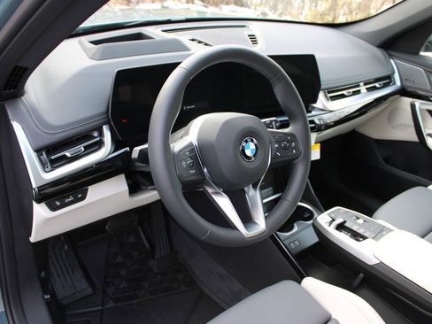 New 2026 BMW X1 xDrive28i w/ Technology Package image 46