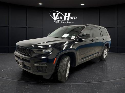 Used 2023 Jeep Grand Cherokee L Limited w/ Luxury Tech Group II AWD/4WD image 3