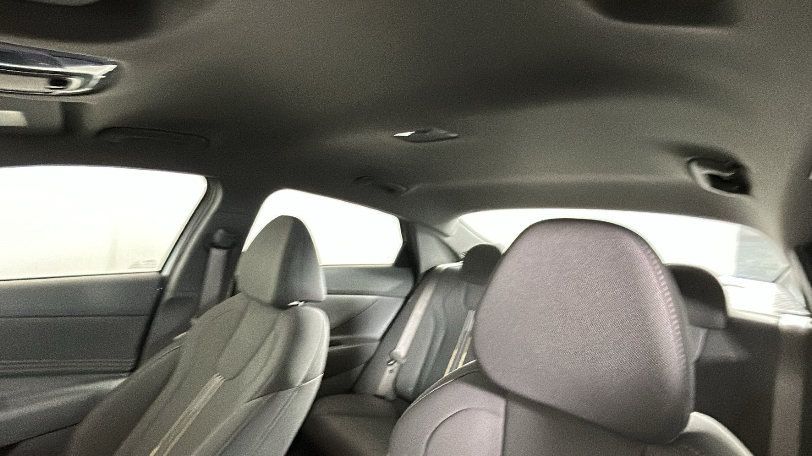 Used 2025 Hyundai Elantra Sport FWD image 16