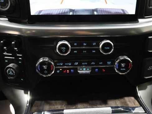 Used 2021 Ford F150 Lariat w/ Equipment Group 502A High image 29