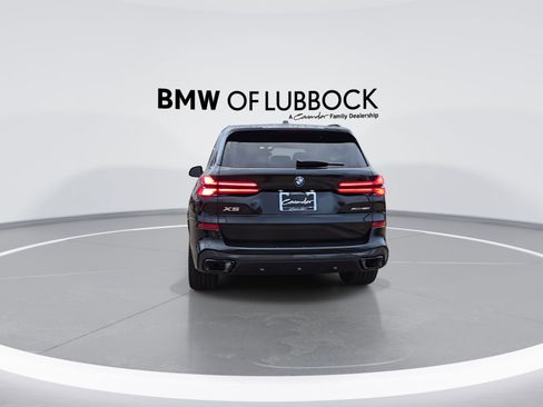 New 2026 BMW X5 xDrive40i w/ Executive Package image 7