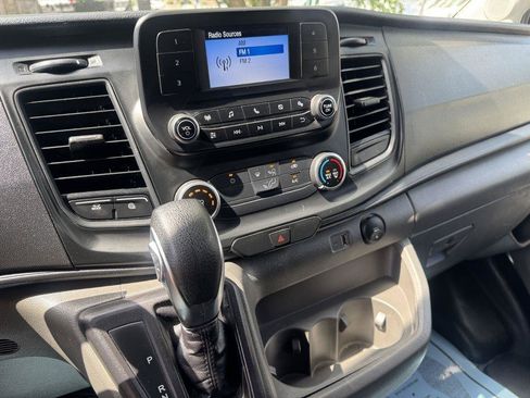 Used 2023 Ford Transit 250 Medium Roof RWD image 8