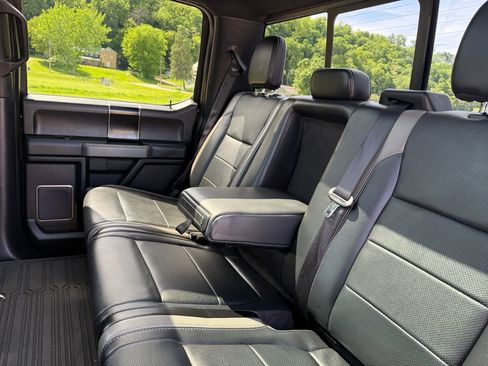 Used 2018 Ford F150 Raptor w/ Equipment Group 802A Luxury AWD/4WD image 38
