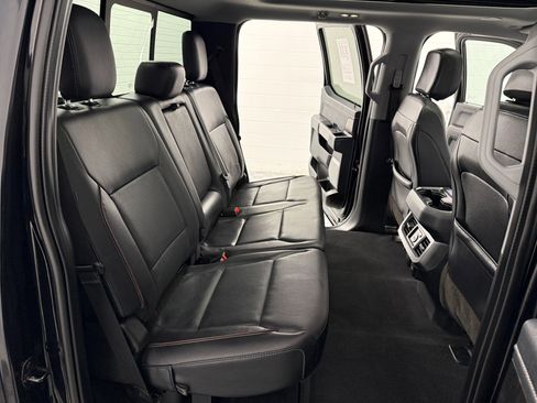 Used 2023 Ford F250 Lariat w/ Lariat Ultimate Package image 15