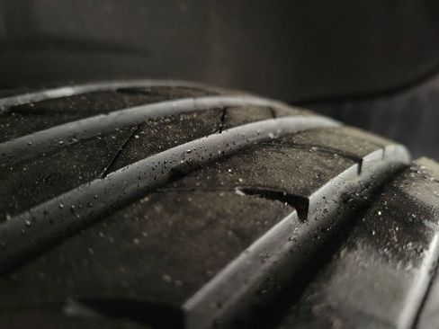 Used 2020 Toyota RAV4 XLE image 11