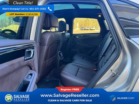 Used 2015 Porsche Macan S AWD/4WD image 9