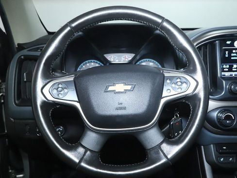 Used 2018 Chevrolet Colorado Z71 AWD/4WD image 20