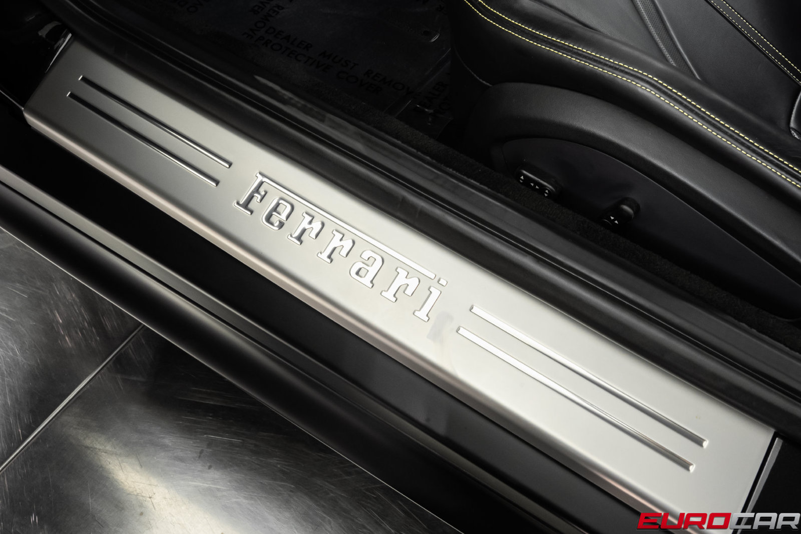 Used 2020 Ferrari 812 Superfast RWD image 46