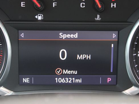 Used 2021 GMC Acadia SLT w/ Elevation Edition FWD image 13