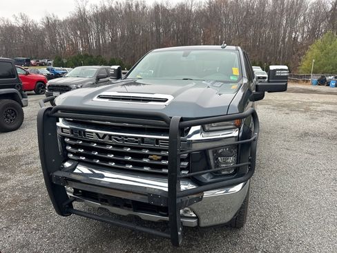 Used 2020 Chevrolet Silverado 2500 LTZ w/ LTZ Convenience Package image 2