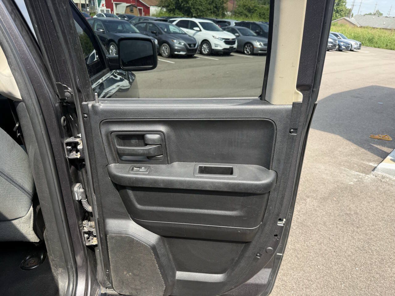 Used 2015 RAM 1500 Tradesman w/ Popular Equipment Group AWD/4WD image 15