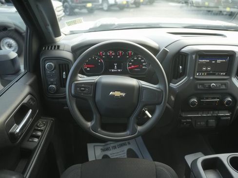 Used 2023 Chevrolet Silverado 2500 Custom w/ Custom Value Package image 21