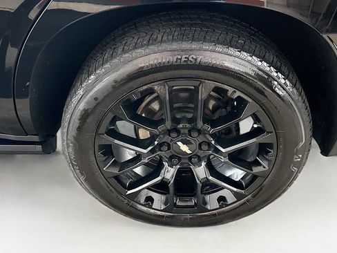 Used 2024 Chevrolet Tahoe High Country AWD/4WD image 34