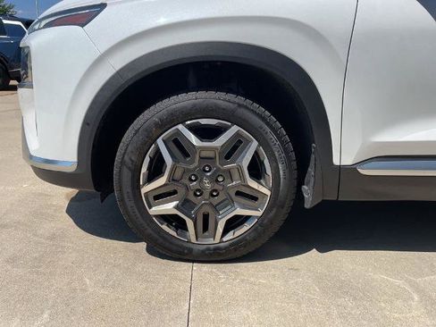 Used 2023 Hyundai Santa Fe Limited AWD/4WD image 16