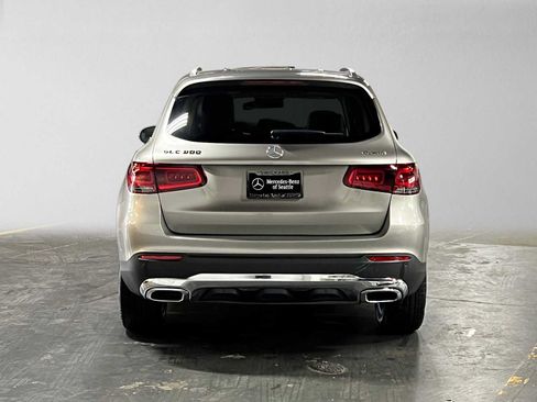 Certified 2022 Mercedes-Benz GLC 300 4MATIC image 4