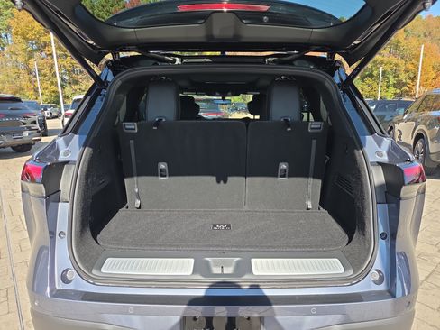 Used 2026 INFINITI QX60 Autograph w/ Dark Cargo Package image 9