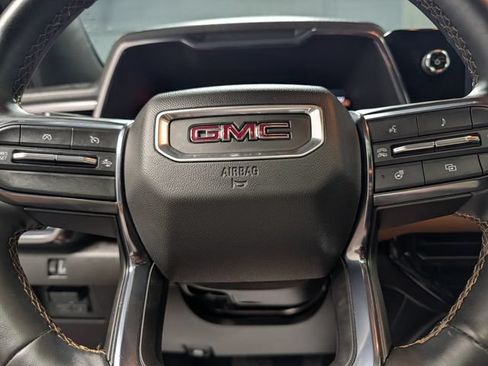 Used 2024 GMC Canyon AT4 w/ AT4 Premium Package AWD/4WD image 19