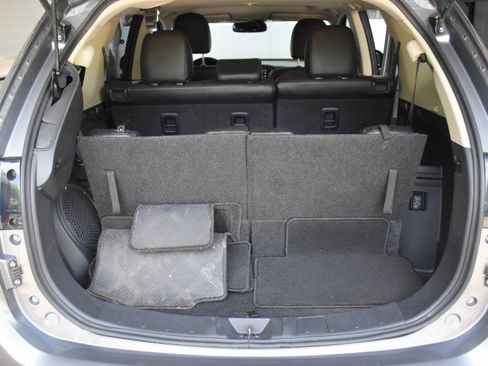 Used 2017 Mitsubishi Outlander SE AWD/4WD image 40