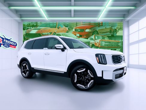 Used 2024 Kia Telluride S w/ S Sunroof Package AWD/4WD image 1