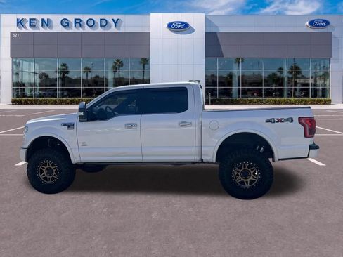 Used 2015 Ford F150 Platinum w/ Equipment Group 701A Luxury AWD/4WD image 4