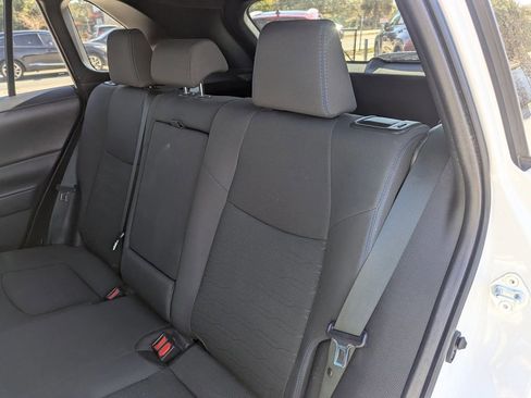 Used 2022 Toyota RAV4 SE image 14