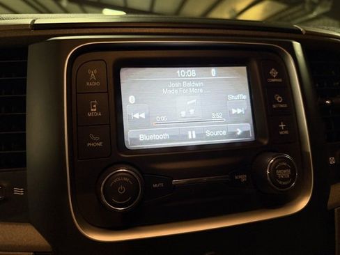 Used 2022 RAM 1500 Tradesman w/ Chrome Appearance Group image 15