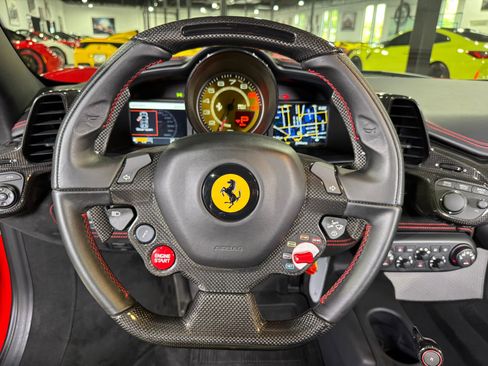 Used 2015 Ferrari 458 Speciale A image 22