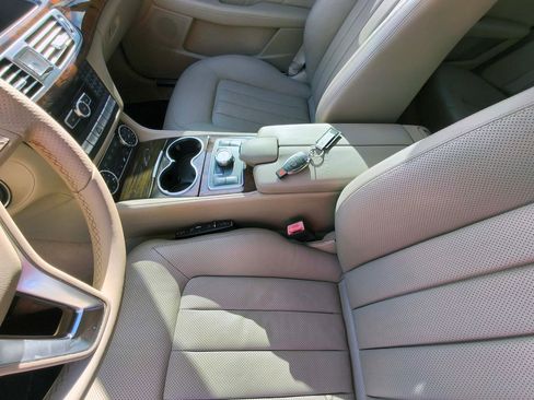 Used 2013 Mercedes-Benz CLS 550 4MATIC image 21