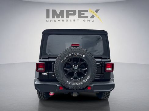 Used 2019 Jeep Wrangler Unlimited Rubicon AWD/4WD image 4