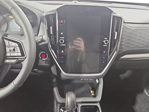 New 2026 Subaru Forester Premium AWD/4WD image 17