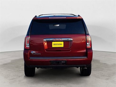 Used 2019 GMC Yukon Denali image 4