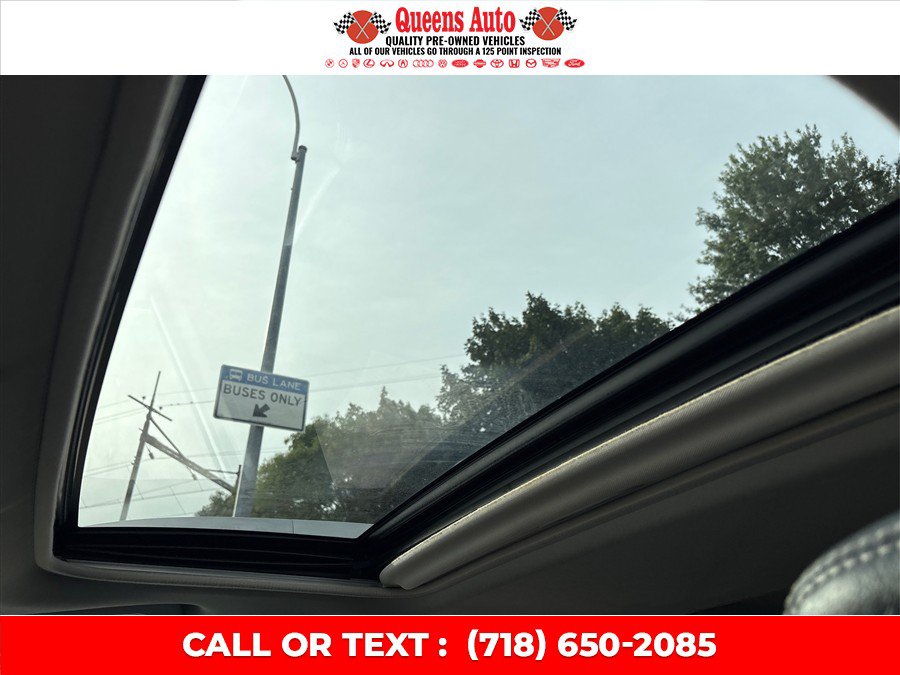 Used 2017 Toyota RAV4 Limited AWD/4WD image 25