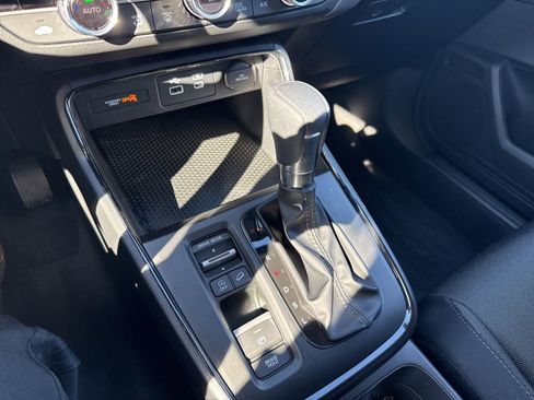 Certified 2024 Honda CR-V EX image 33