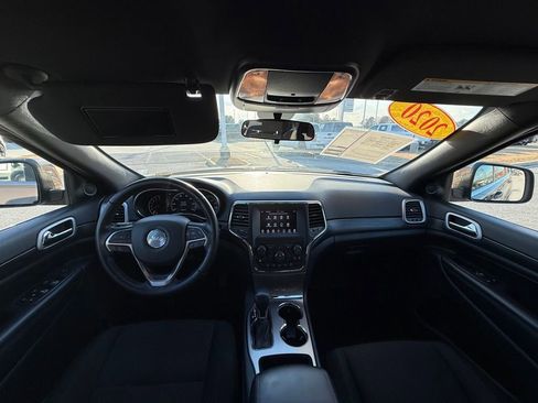 Used 2020 Jeep Grand Cherokee Laredo image 22