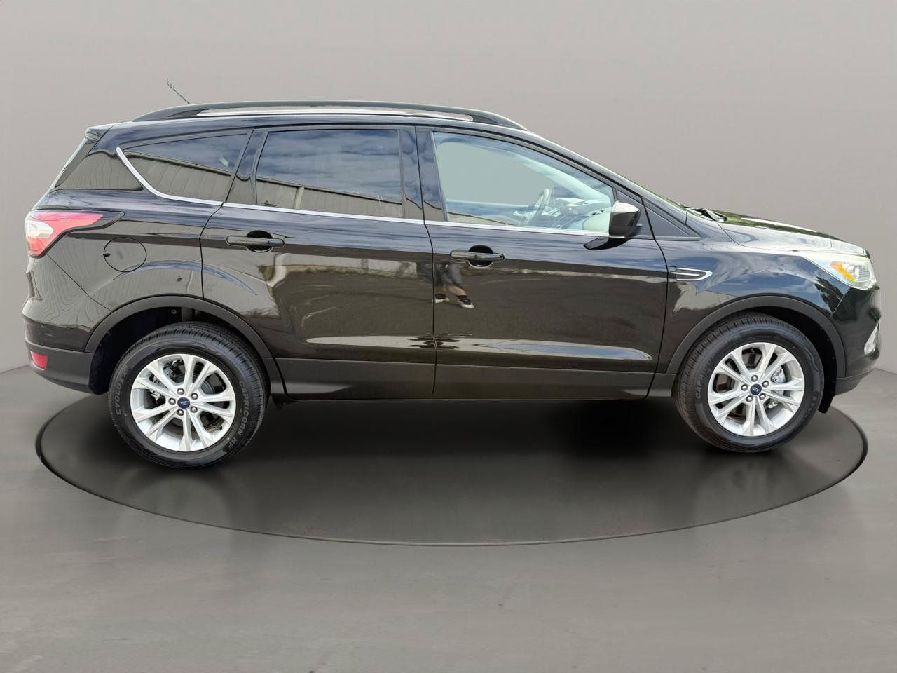 Used 2018 Ford Escape SEL AWD/4WD image 34
