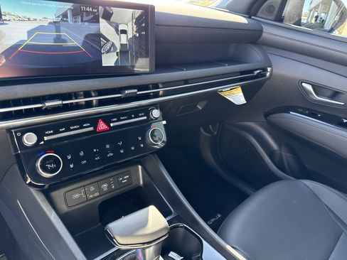 New 2026 Hyundai Santa Cruz Limited image 9