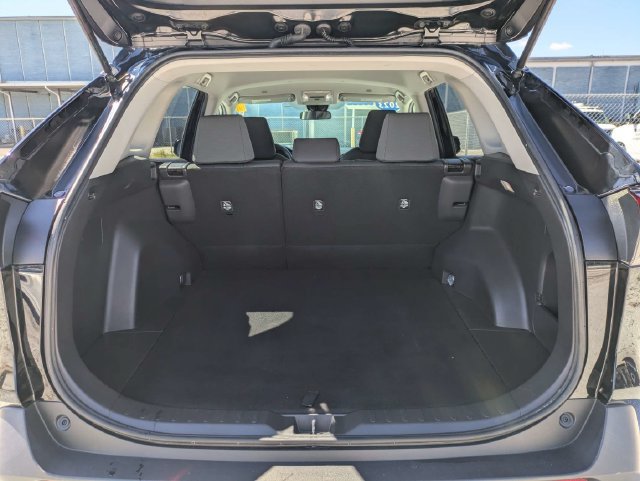 Used 2023 Toyota RAV4 XLE AWD/4WD image 12
