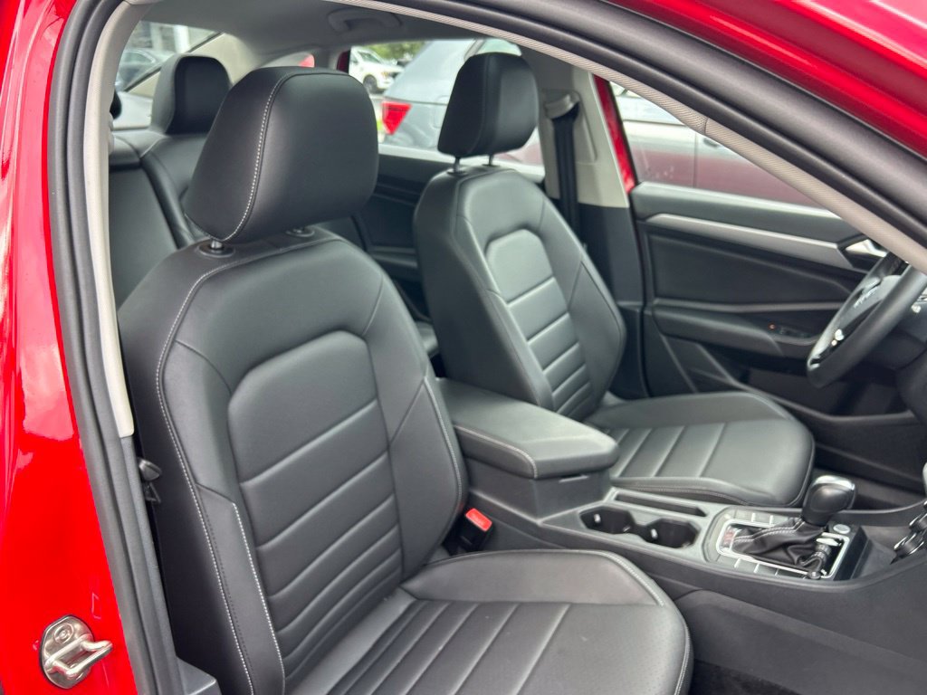 Used 2021 Volkswagen Jetta SE FWD image 42