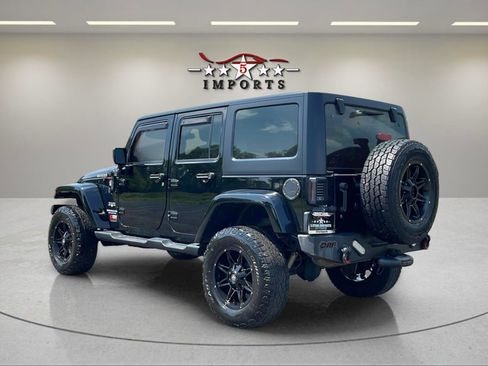 Used 2016 Jeep Wrangler Unlimited Sahara w/ Connectivity Group image 5
